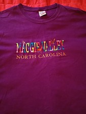 VTG Maggie Valley North Carolina Embroidered T Shirt Purple Gildan L