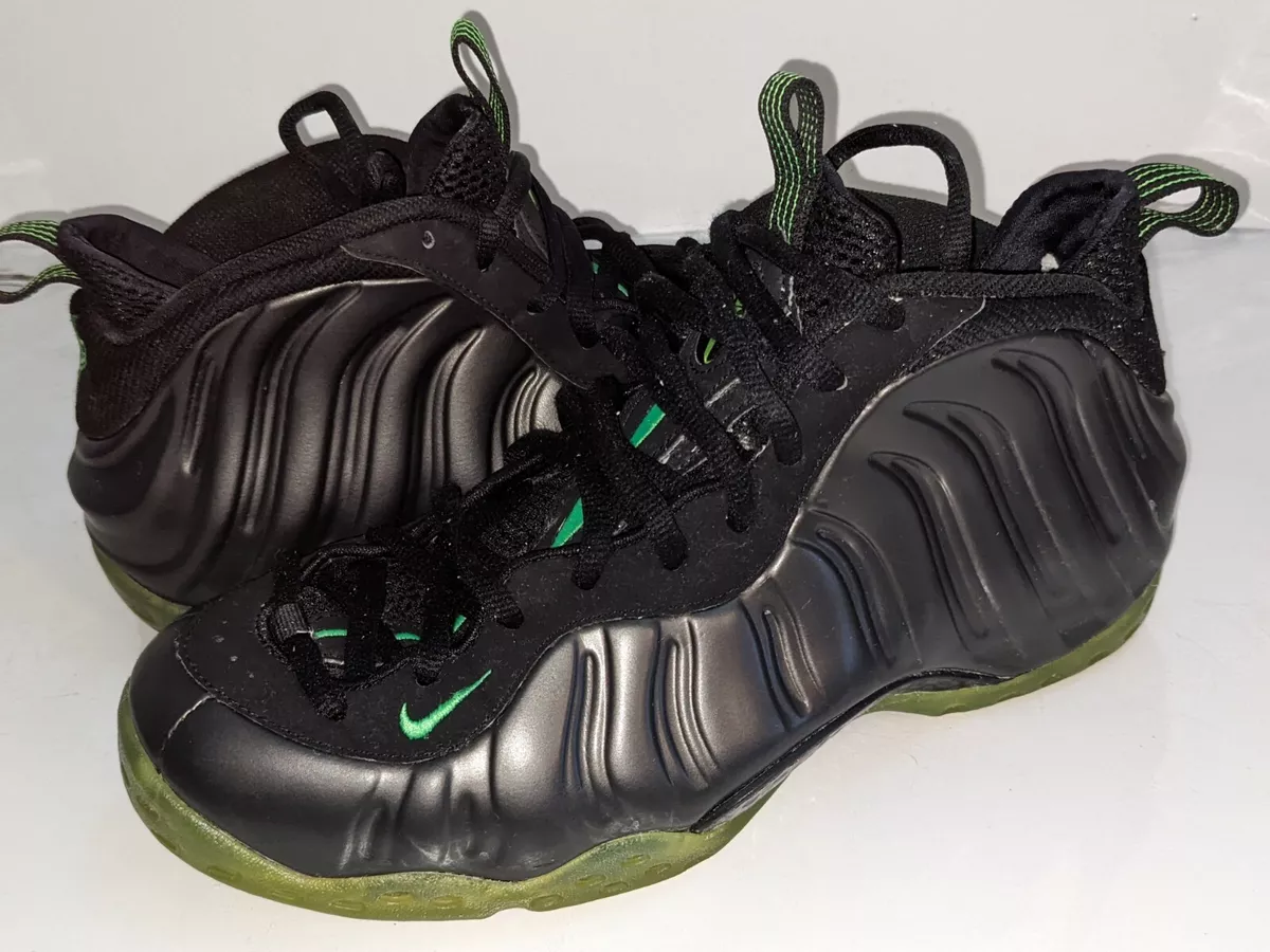 Foamposite black hotsell and green