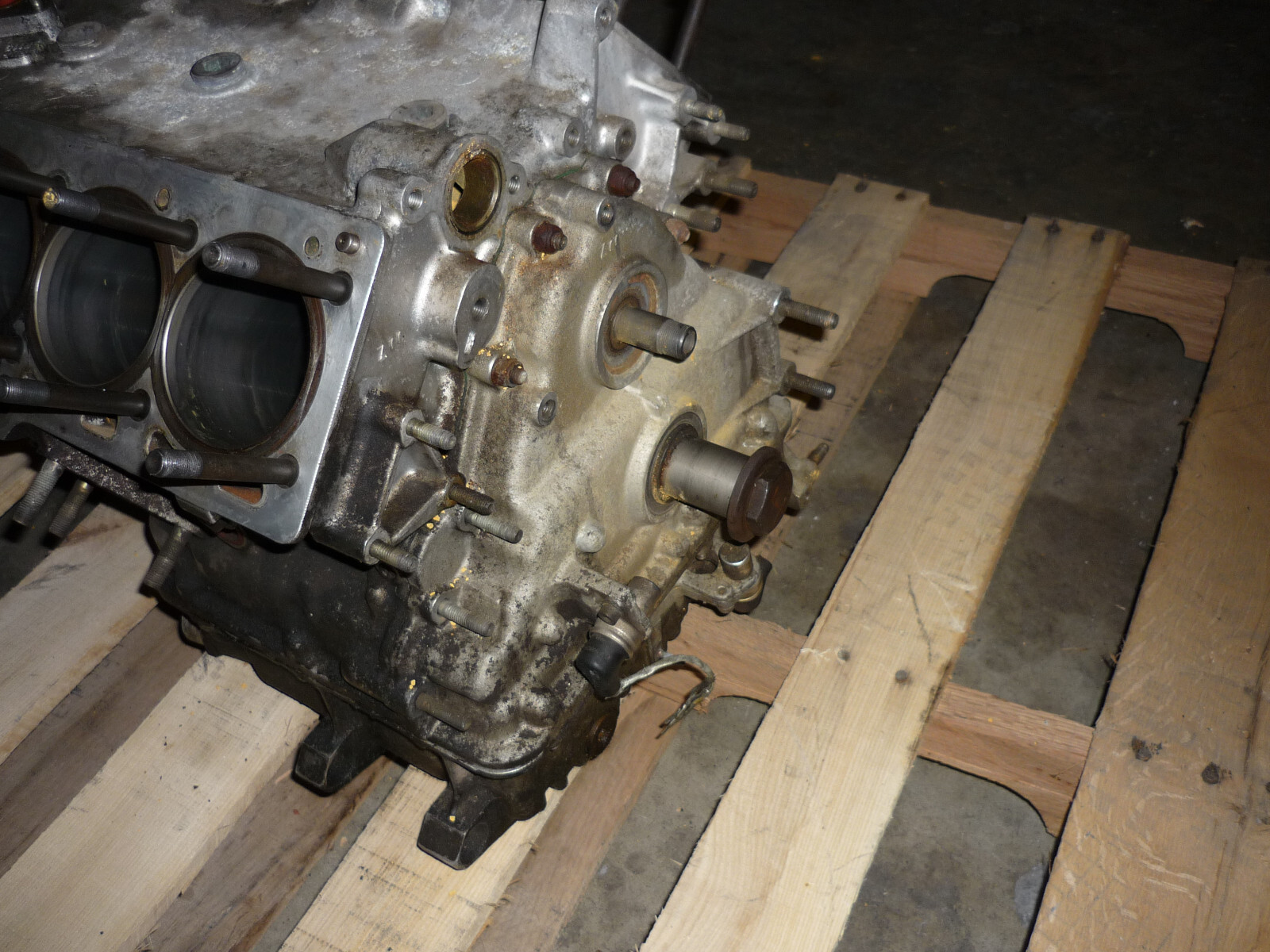 Ferrari 348-Mondial t - Engine Short Block - P/N 152538