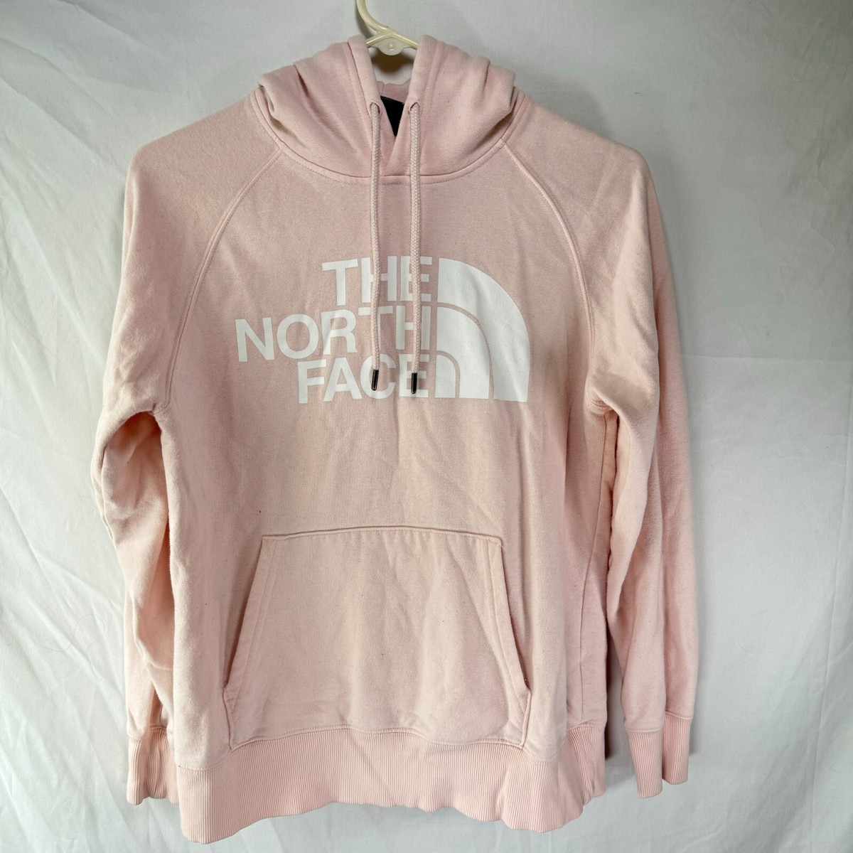 clothing pink north face jumper