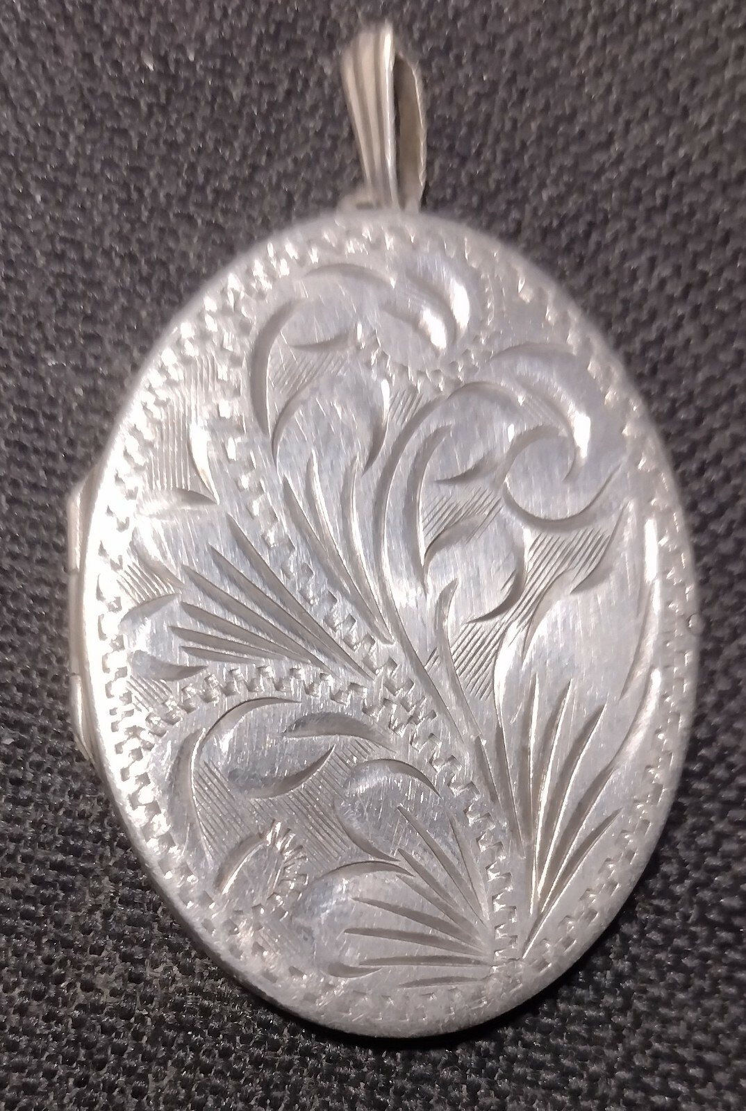 Picture 1 of 3