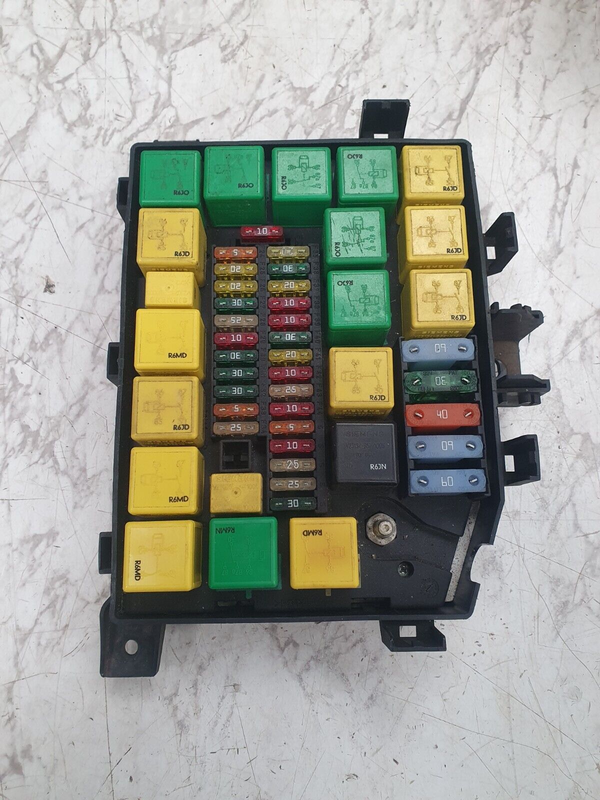 Range Rover p38 thor fuse box 99-02 yqe103410