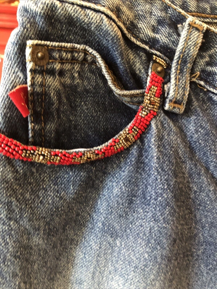 ¡CUENTAS A MANO!!!  Pantalones de mezclilla Mudd para mujer talla 5 juniors azul elástico parte inferior ancha Foto 3 de 4