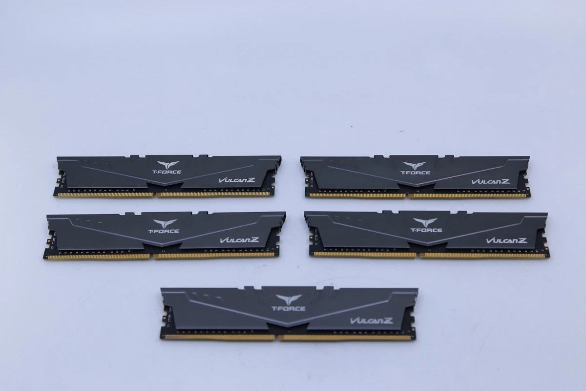 Team Group DDR4 SDRAM 8 GB Capacity per Module Memory (RAM) for