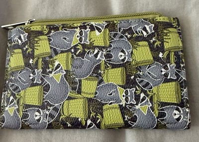 NEW Ashley M Artist Series Green Racoon Trash Panda Wallet Inner Pockets ID Slot