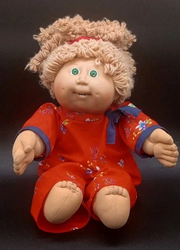 Cabbage Patch Kids Doll Original 1986 Blonde Hair Curly Green Eyes Cloths Teethy