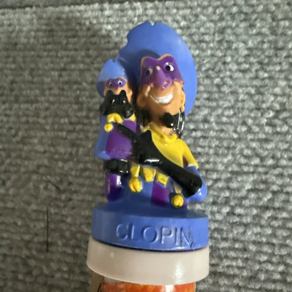 1996 Disney Hunchback of Notre Dame Clopin SweetTarts Candy Tube Stamper VTG HTF - Image 2 of 4