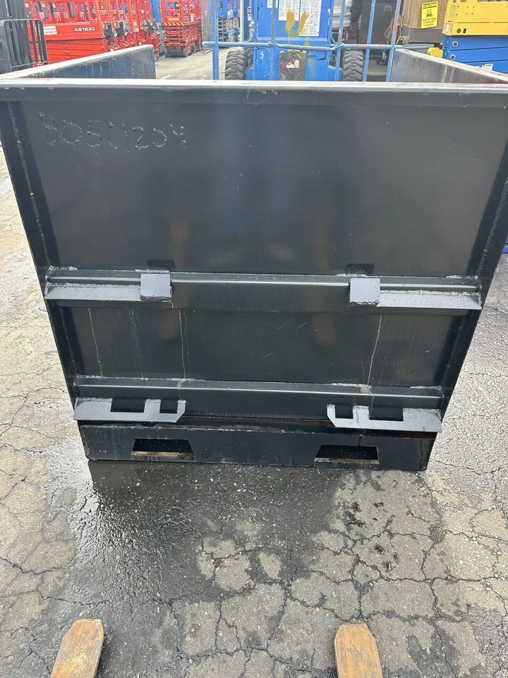 NUEVO 2 YARDAS CÚBICAS MINICARGADORA TOLVA DE VOLTEO / ACCESORIO DE CONTENEDOR DE BASURA - BOBCAT Foto 3 de 4