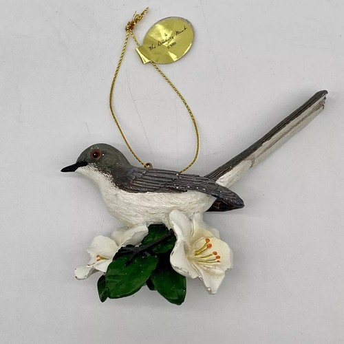 Danbury Mint Songbird Christmas Ornament Mockingbird w/tag Lilies - Picture 2 of 13