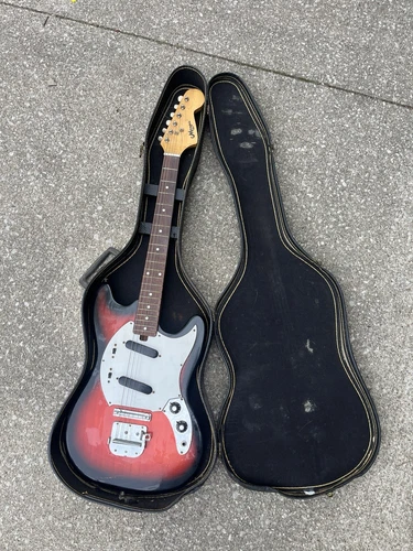Vintage Memphis Music Master Style Electric Guitar Made in Japan