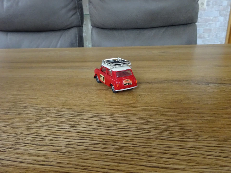 Corgi Toys 339 Mini Cooper Ralley 'Monte Carlo 1967' 60er Jahre Corgi Rarität - Bild 4 von 4