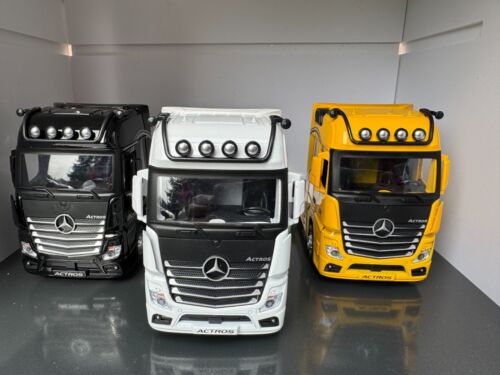 Camión Mercedes Benz Actros escala 1:24 diecast modelo coleccionistas - Imagen 8 de 12