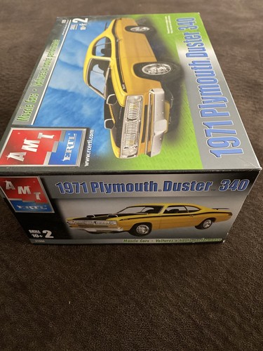 AMT ERTL 1971 DUSTER 340 1/24 31990 (FREE SHIPPING!) Sealed Kit - Picture 4 of 6