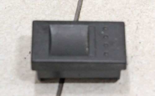 VW Polo 6N2 (99-01) Blind Stopfen Deckel Blende Abdeckung Schalter #49574-B328