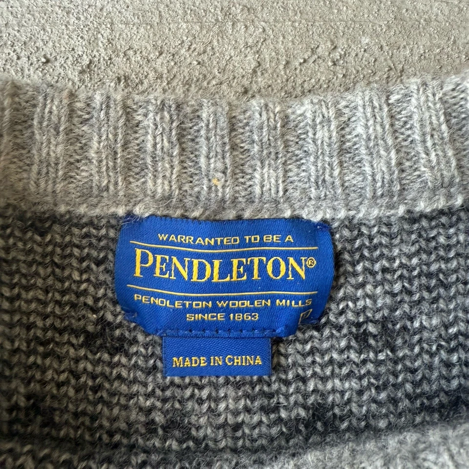Rare Vintage Pendleton men’s Wool Crewneck Sweater Buffalo Bison Gray Blue S - Image 2 of 4