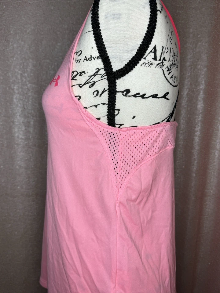 Regata Under Armour alça dupla rosa M HeatGear ajuste solto logotipo marca de palavras fluida - Imagem 4 de 4