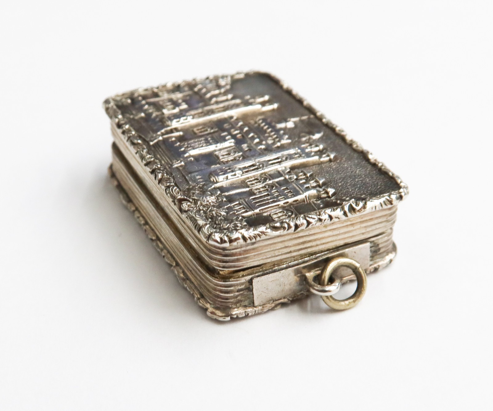 Nathaniel Mills Birmingham Engraved Vinaigrette Box of Windsor Castle 1839