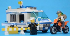 LEGO 7286 - Prisoner Transport - City / Police - 2011