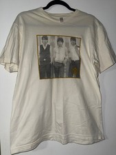 Vintage Jonas Brothers White Cream Photo Graphic T Shirt Black White Band Tee Y2