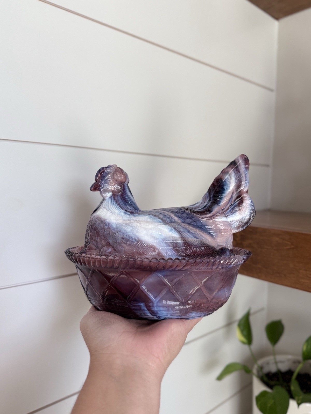 VTG SUMMIT 7” PURPLE AMETHYST Slag Hen On Nest!