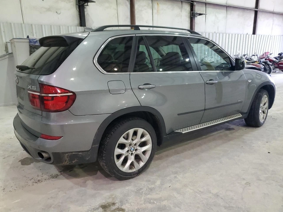 Motor de arranque usado se adapta a: BMW X5 2013 conv grado A Foto 3 de 4