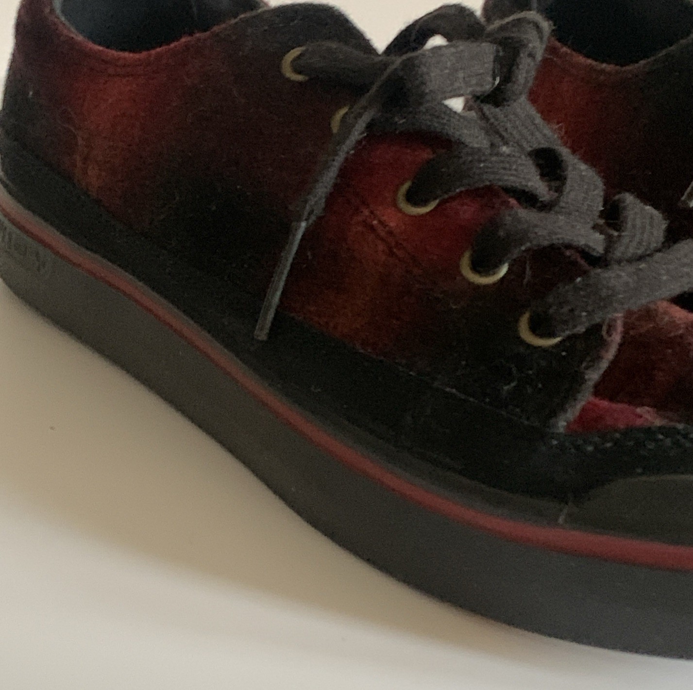 Keen Sneakers Lana Bufalo Plaid 9.5 (EU 40) Rosso Nero Autunno Inverno Indossate 2X