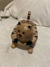 Vintage Hand Carved Wooden Tabby Cat Double Pet Bowl Holder Stand for two 5” h