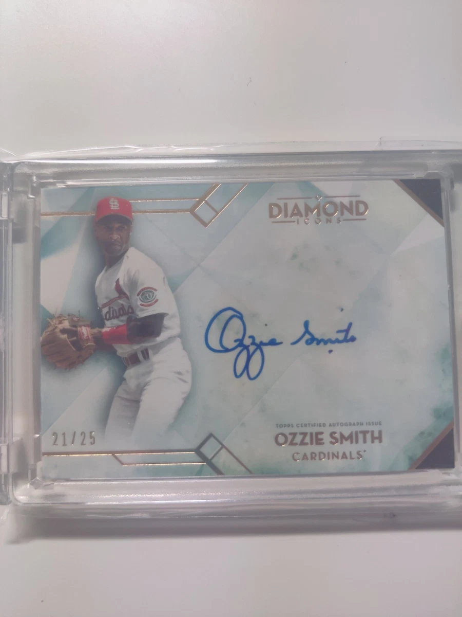 Topps Ozzie Smith Autographed Baseball Sports Trading Cards