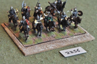 25mm DARK AGE / HUNNEN - 10 KAVALLERIE - (2256)