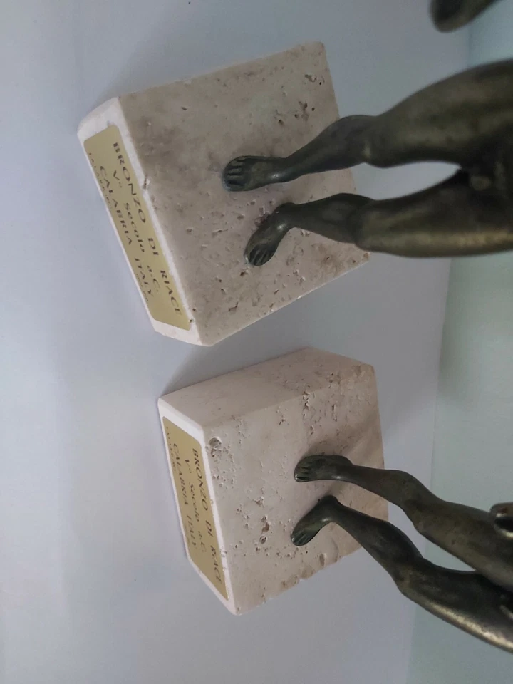 COPPIA STATUE SCULTURE BRONZI DI RIACE REGGIO CALABRIA BRONZO E MARMO ANTICA GRE - Immagine 4 di 4