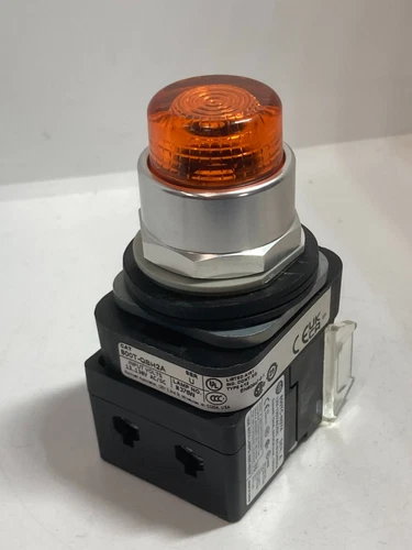 ALLEN BRADLEY 800T-QBH2A PUSHBUTTON AMBER ILL LED 12-130VAC/DC 1NO/1NC SER U NNB