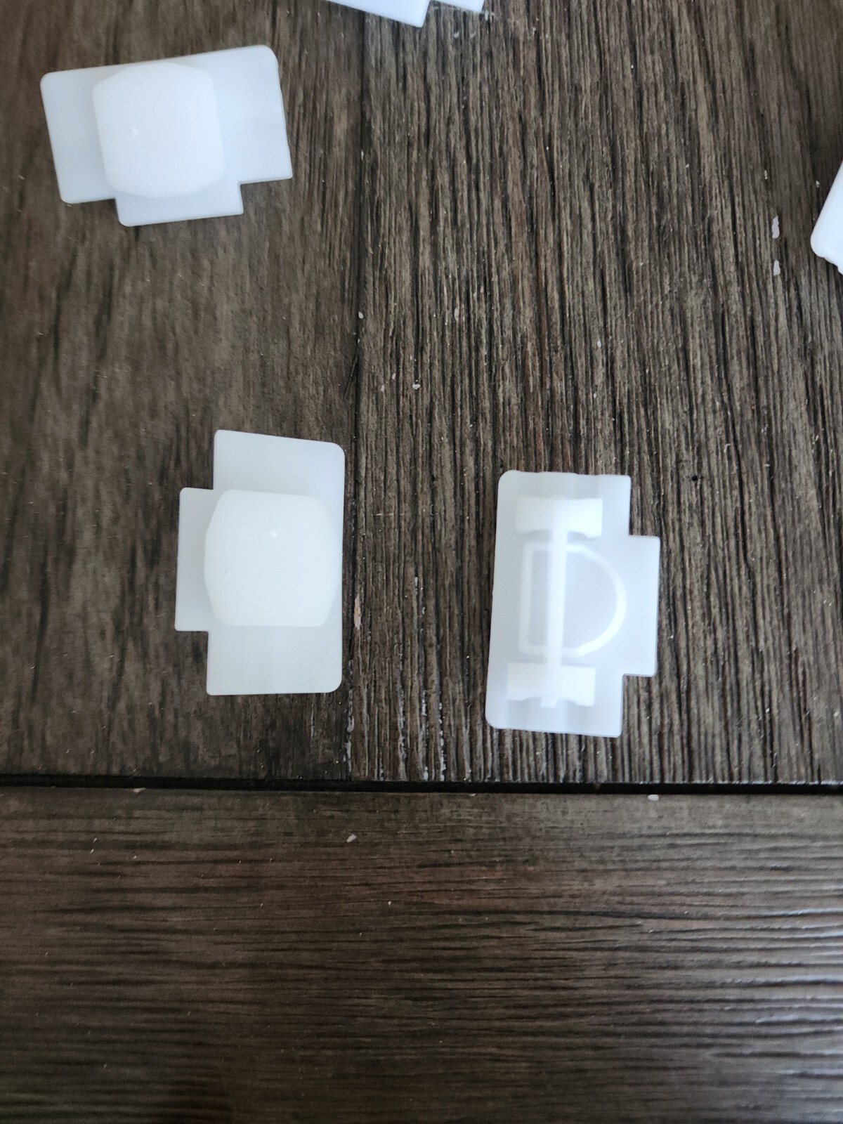 Mercedes Benz retaining clips A0019918071 new | eBay 