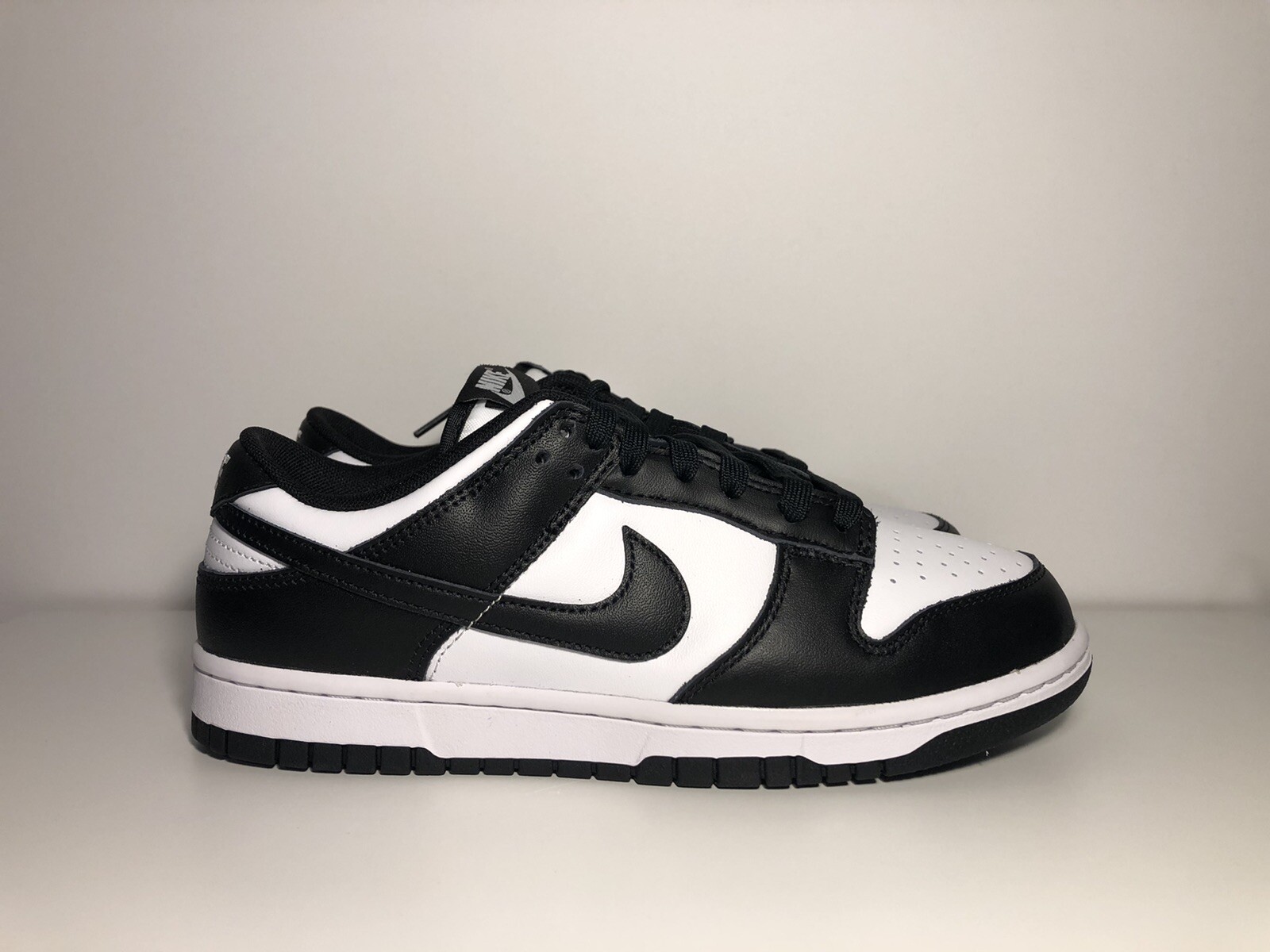 dunk low panda retro