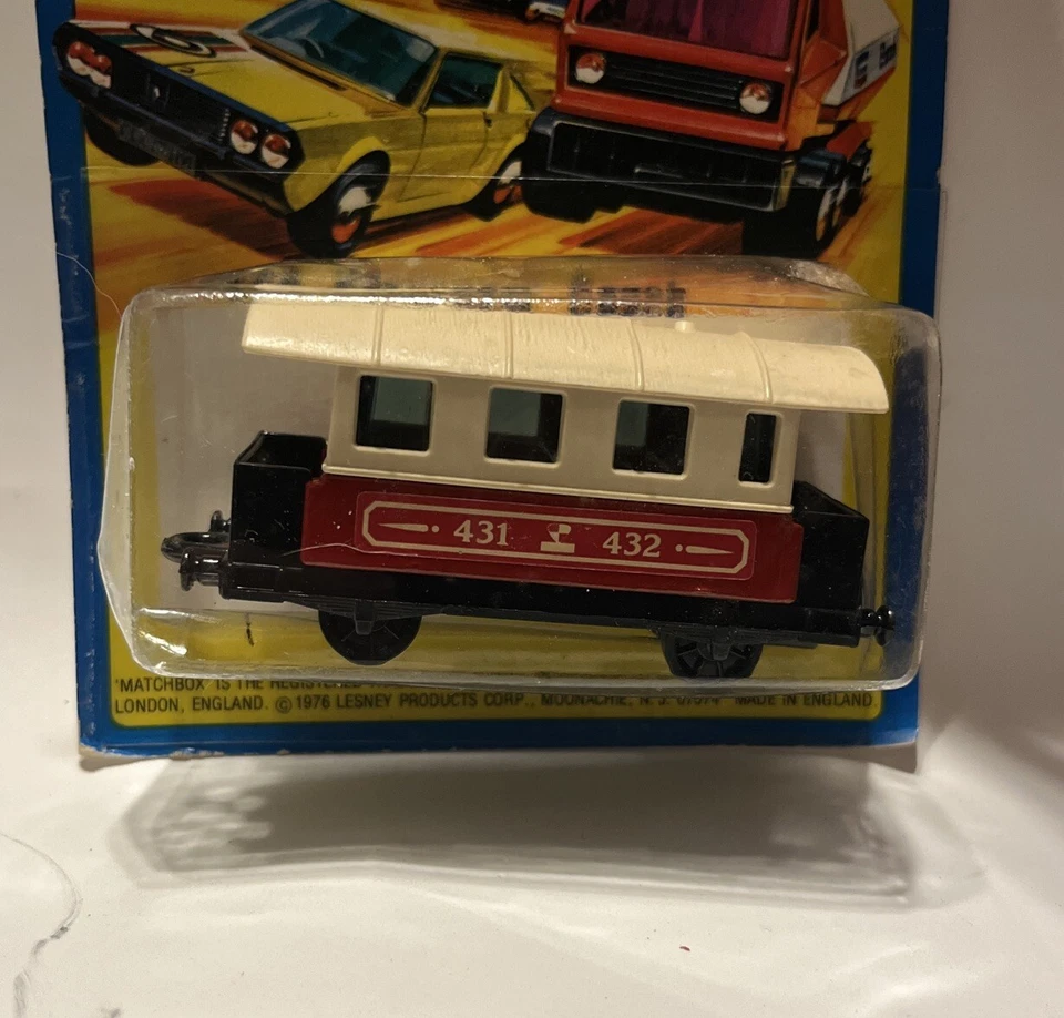 Vintage 1976 Matchbox Lot 2 Pannier Locomotive No. 47 & Passenger Coach No. 44 - Image 4 of 4