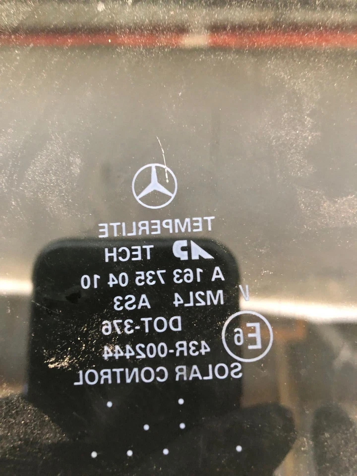 1998 - 2002 MERCEDES BENZ ML SERIES ML430 Rear Door Glass Window Passenger Right - Image 3 of 4