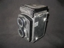 Vintage Yashica A Twin Lens Camera 80mm 3.5 Yashimar Yashikor 6x6