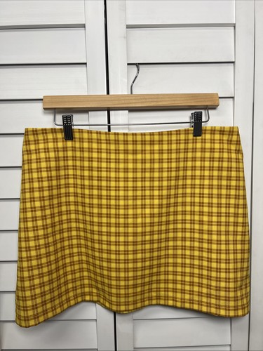 Urban Outfitters Gretchen Plaid Pelmet Mini Skirt Women’s Size XL Yellow NWT