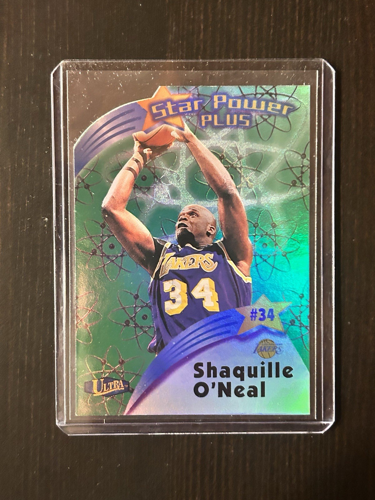 1997-1998 Fleer Ultra Shaquille O’Neal Green Star Power Plus #4 SPP Lakers