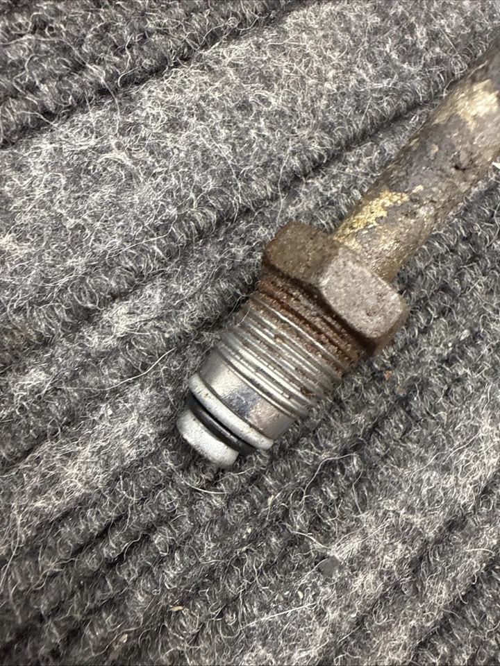 2012-2016 FORD F250 F350 6.7L POWER STEERING LINES OEM - Image 2 of 4