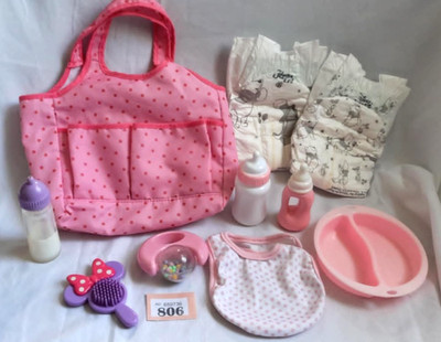 Schöne Reborn/Baby Puppe Wickeltasche, Spielzeug Windeln etc 806