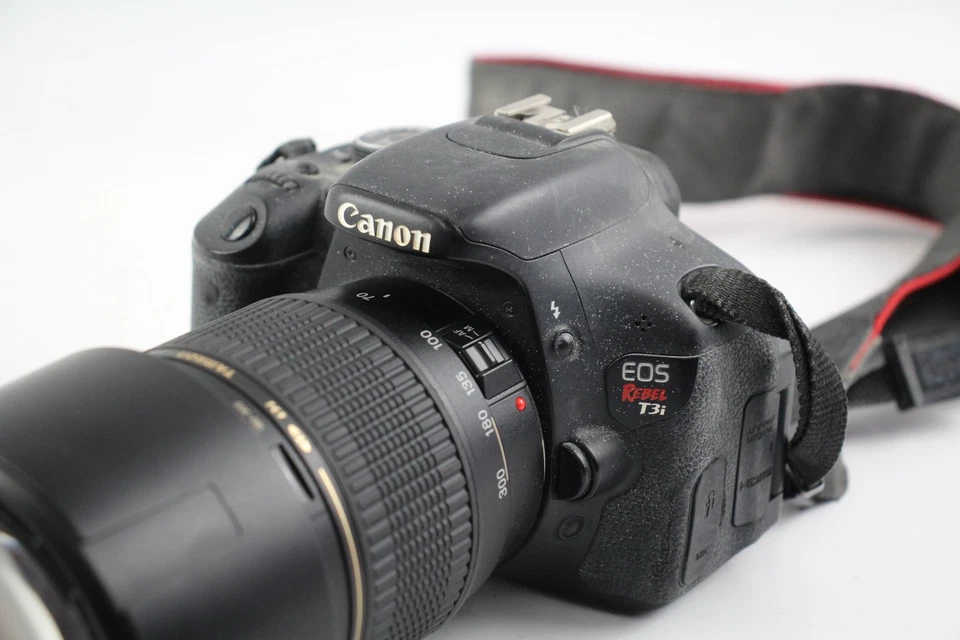 Canon EOS Rebel T3i DSLR Digital Camera Working w/ Tamron 70-300mm F/4-5.6 Lens - Image 3 of 4