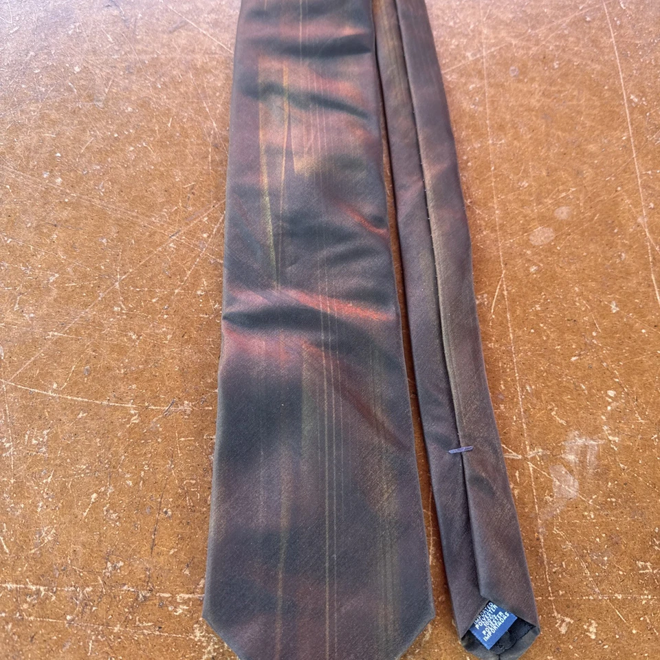 Corbata Fubu Bronce Brillante Colección FUBU Foto 2 de 3