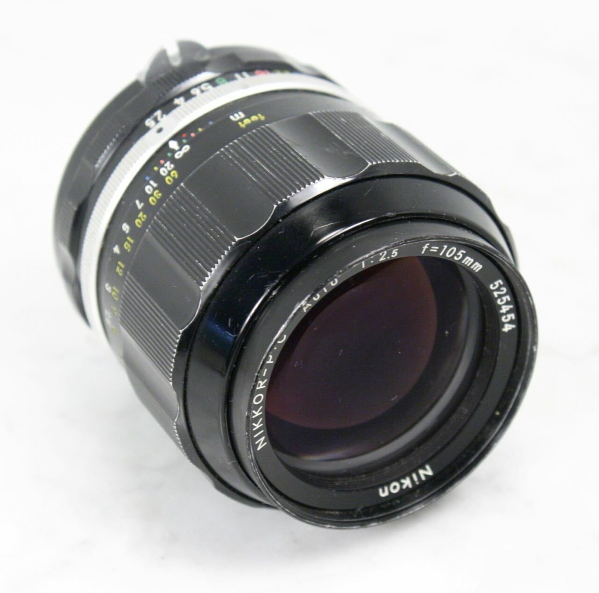 Vintage NIKON NIKKOR P.C Auto 105mm f2.5 Telephoto Prime Vintage NIKON NIKKOR P.C Auto 105mm f2.5 Telephoto Prime