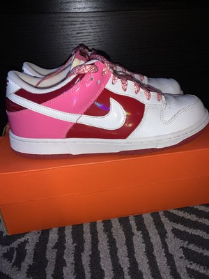 valentine's day nike dunks