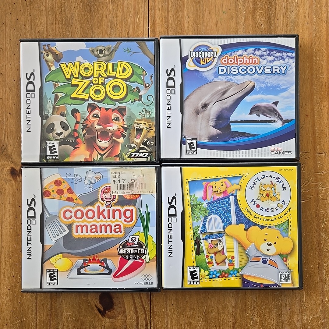 Lot of 4 Nintendo DS Game. Dolphin Dis, Cooking Mama, World Of Zoo