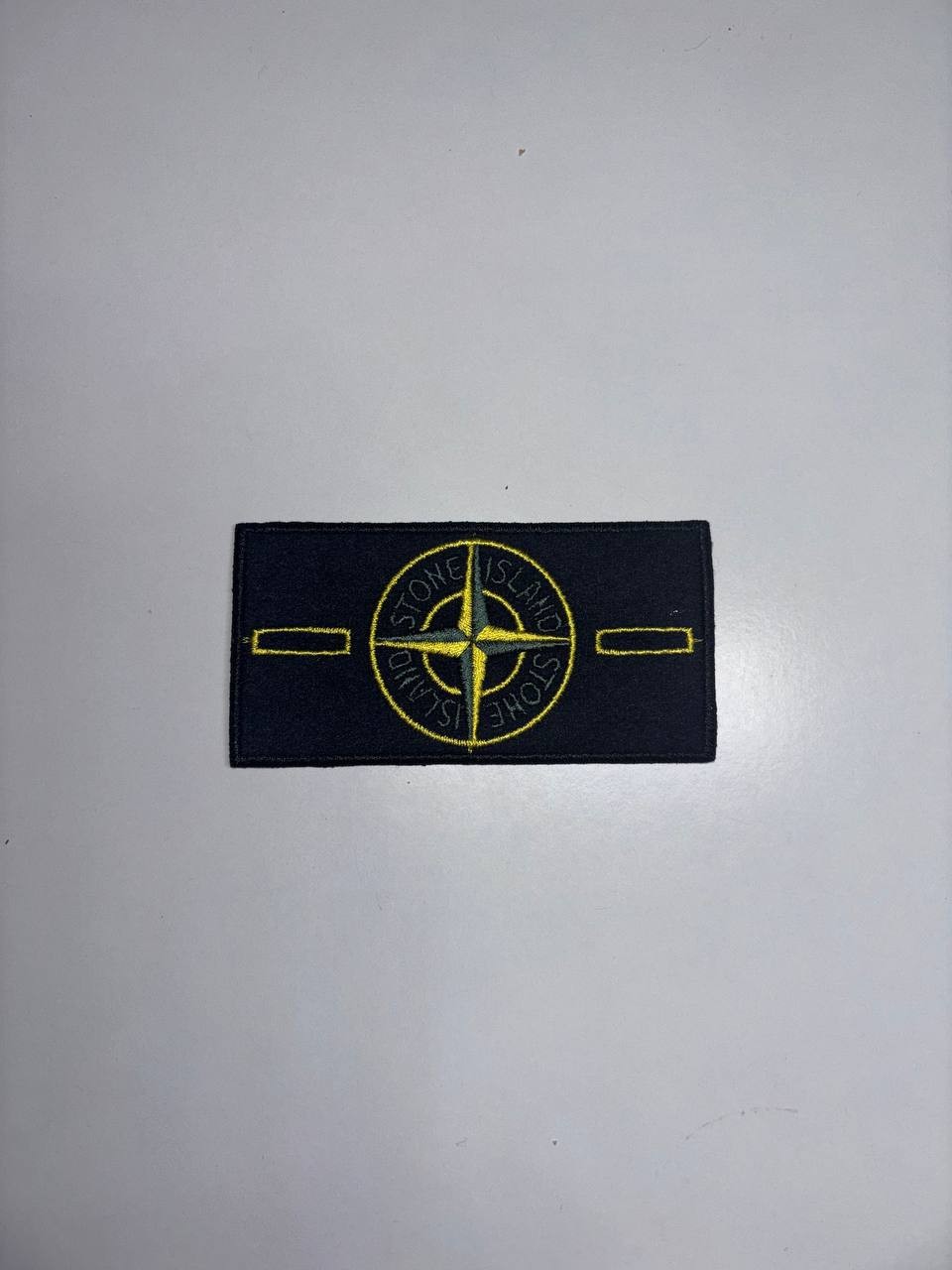 STONE ISLAND Badge +1 Buttons Black Logo Patch Compass
