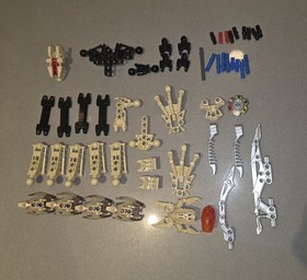 LEGO Bionicle Glatorian 8983 Vorox 100% Complete (NO Manuel Or Box)