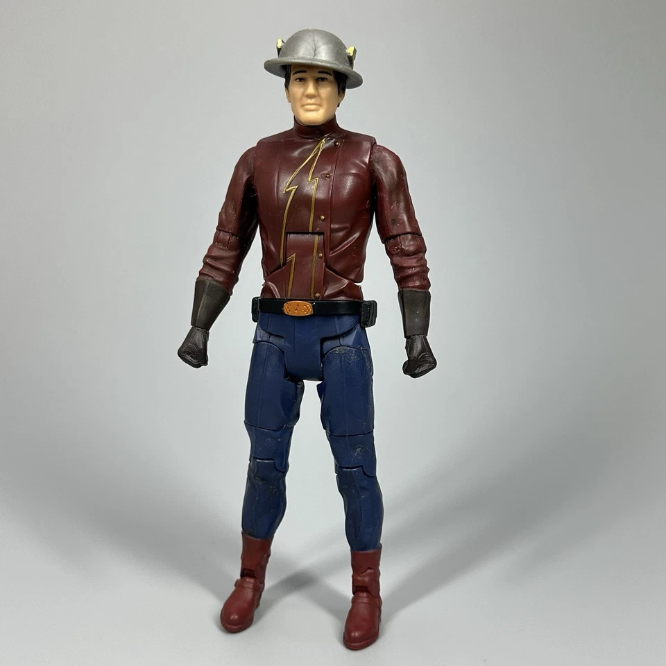 Figura de acción Mattel DC Multiverse CW The Flash Jay Garrick 6" con sombrero + efectos Foto 2 de 4