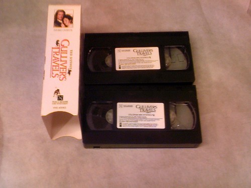 Gulliver's Travels VHS Movie Ted Danson, 2-Tape set, by Hallmark Home Entertainm - Picture 2 of 3