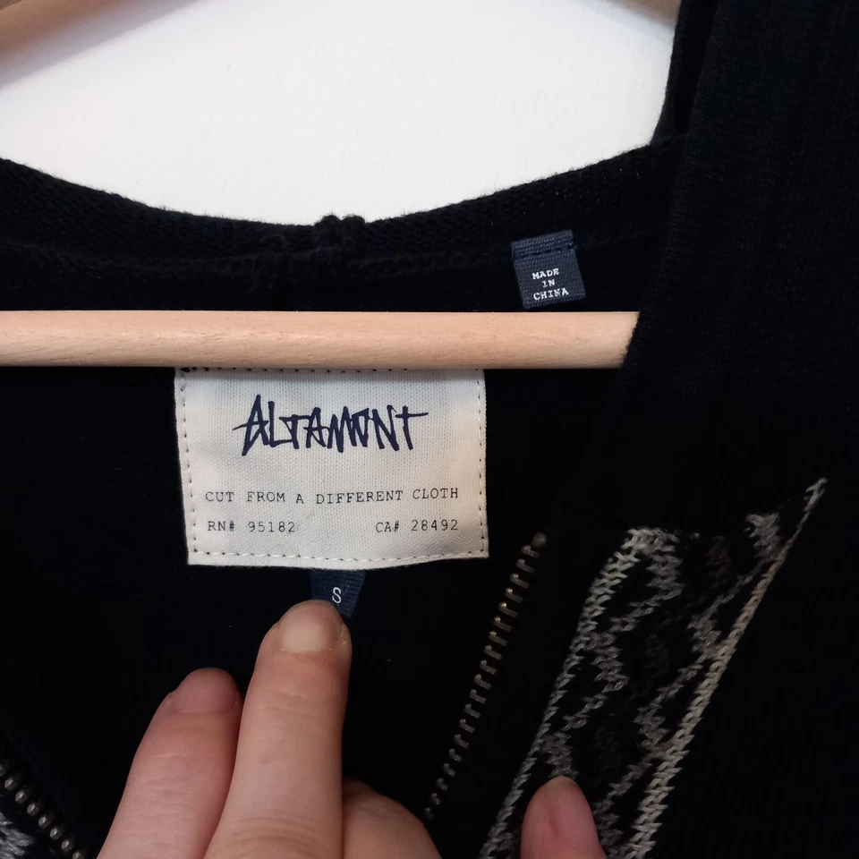 Andrew Reynolds for Altamont BNWT black pattern zip hooded cardigan skater sz S - Image 2 of 4